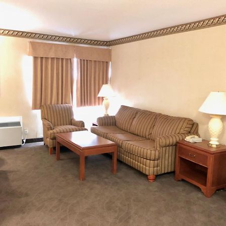 Comfort Inn Meadowvale Mississauga Buitenkant foto