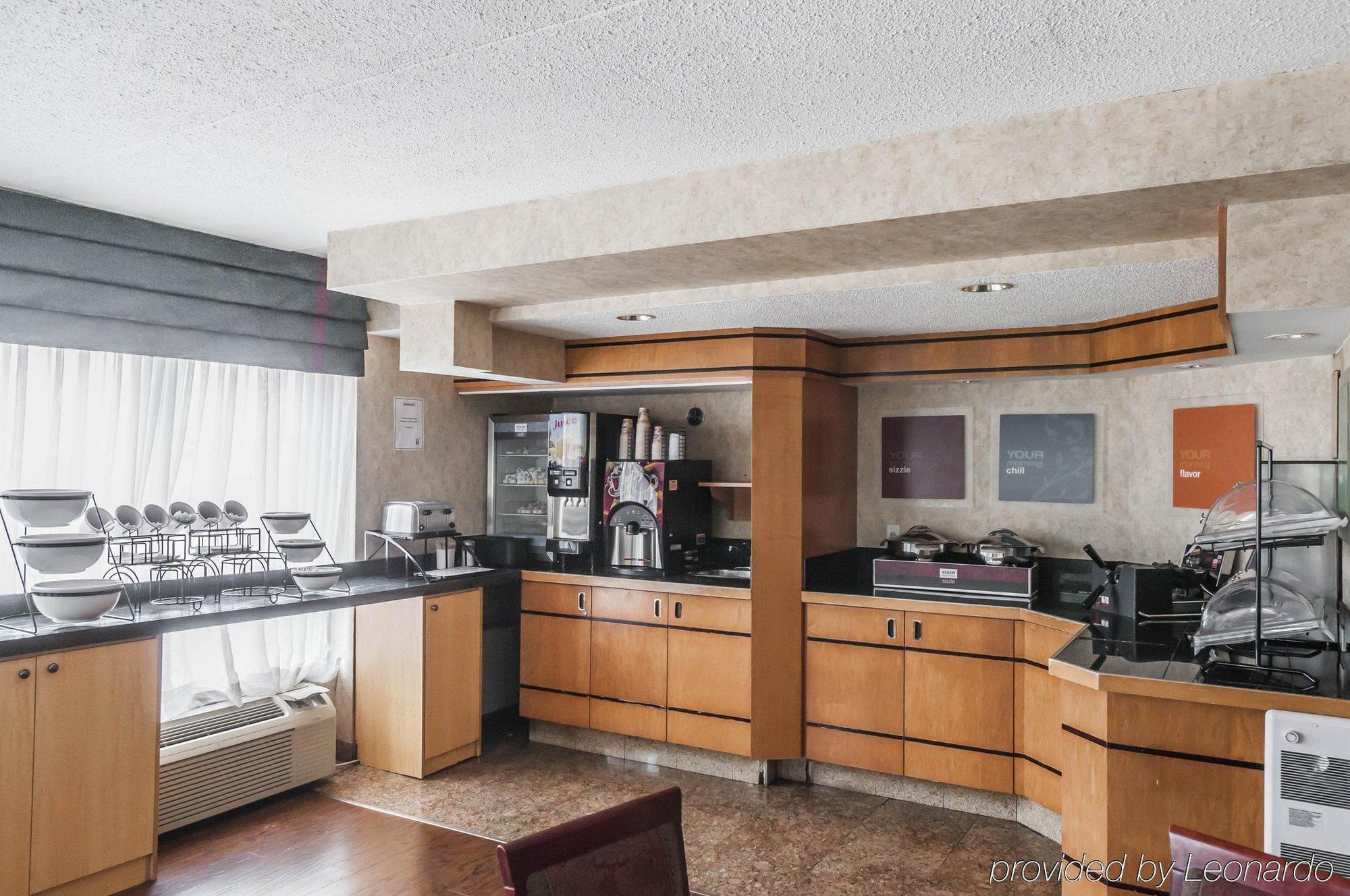 Comfort Inn Meadowvale Mississauga Buitenkant foto