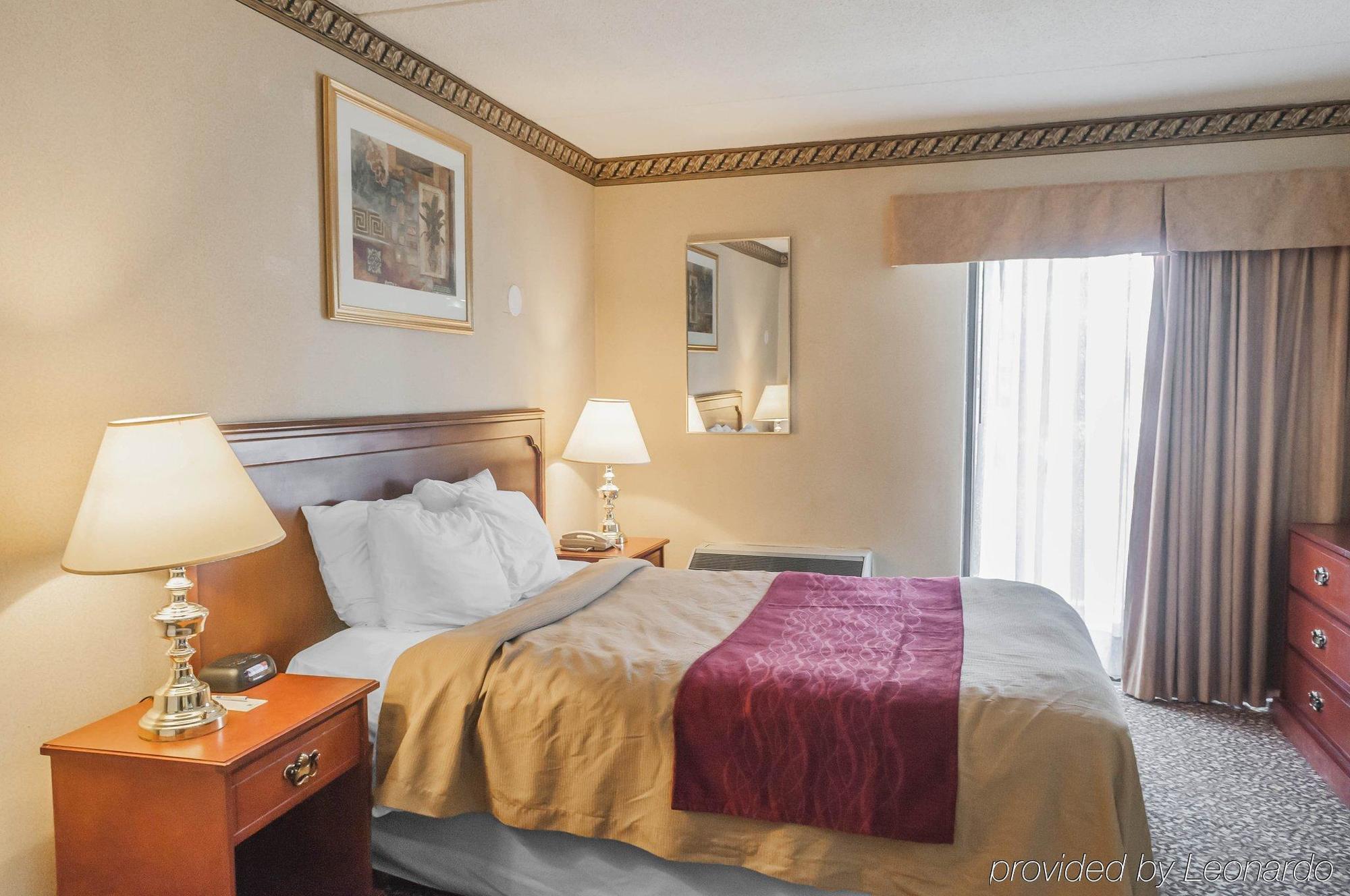 Comfort Inn Meadowvale Mississauga Buitenkant foto