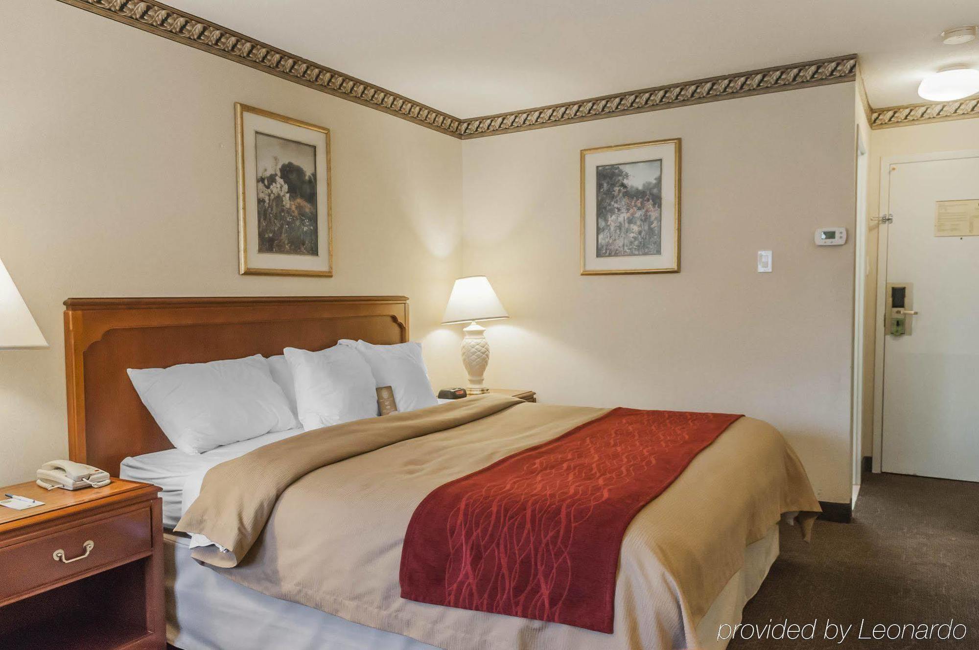 Comfort Inn Meadowvale Mississauga Buitenkant foto